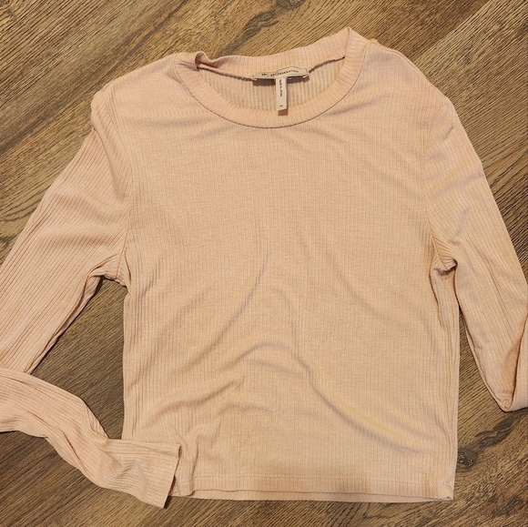 BCBGENERATION Crop Top - Picture 1 of 4